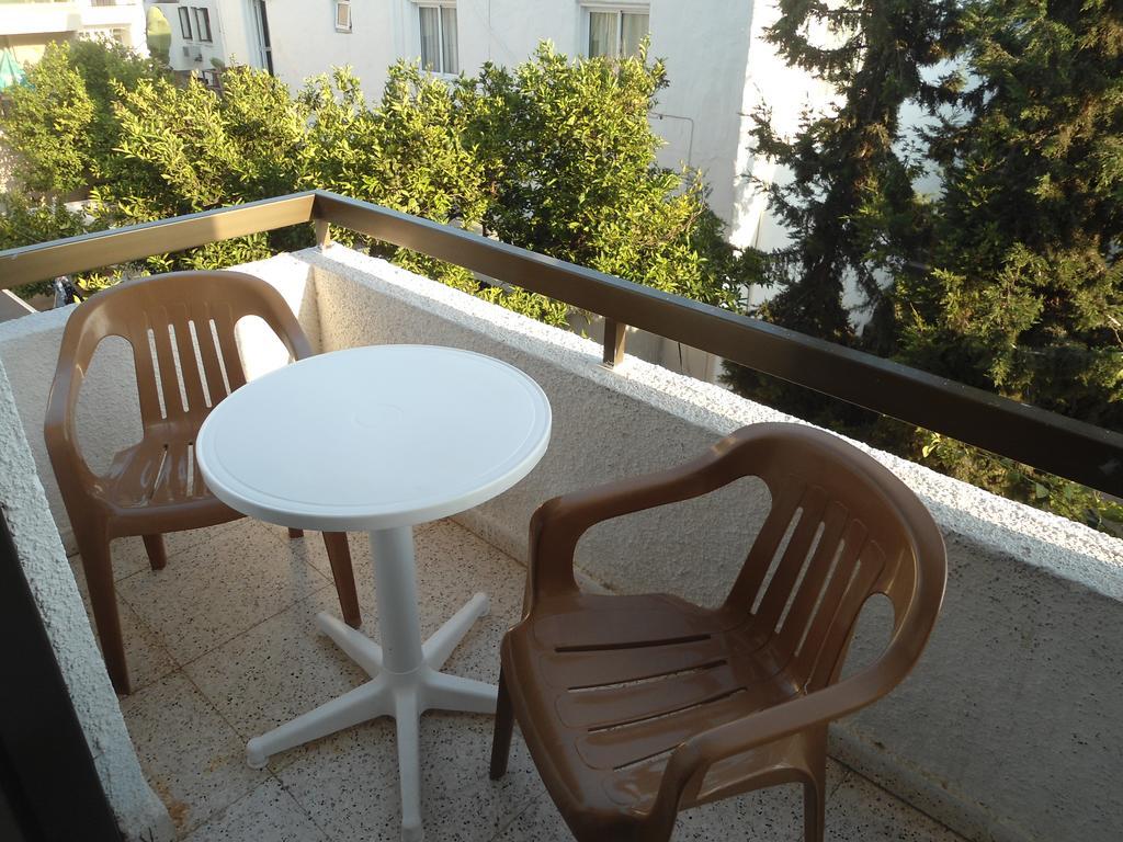 Terpsithea Apartments アヤナパ 部屋 写真